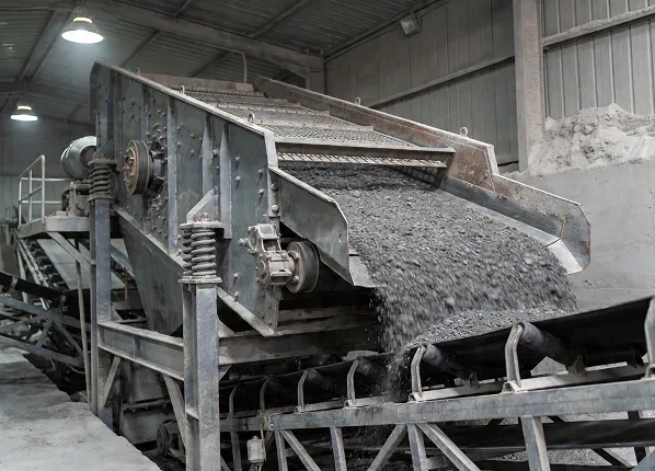 Strong Vibration & Repeated Impact Loads from Crushers, Vibrating Screens & Feeders